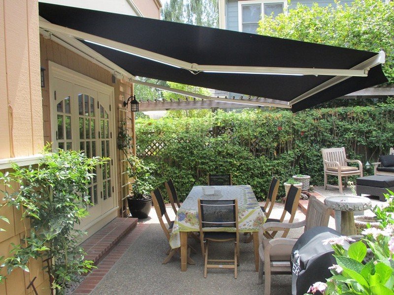Motorized Awnings And Solar Screens, Outdoor Patio Awning Lights